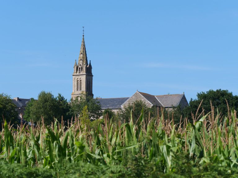 Église Saint-Pierre et Saint-Jean-Baptiste d'Hénansal